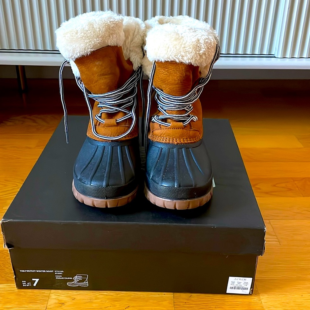 NEW Jcrew The Perfect Winter Boot with Sherpa.  size 7 pecan camel.